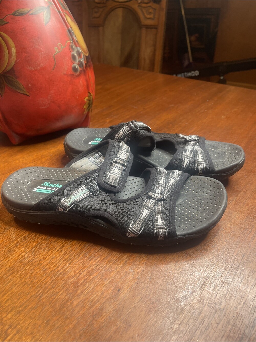 Skechers Outdoor Lifestyle Women's Black Strappy Slip On Slide Sandals Size 8M